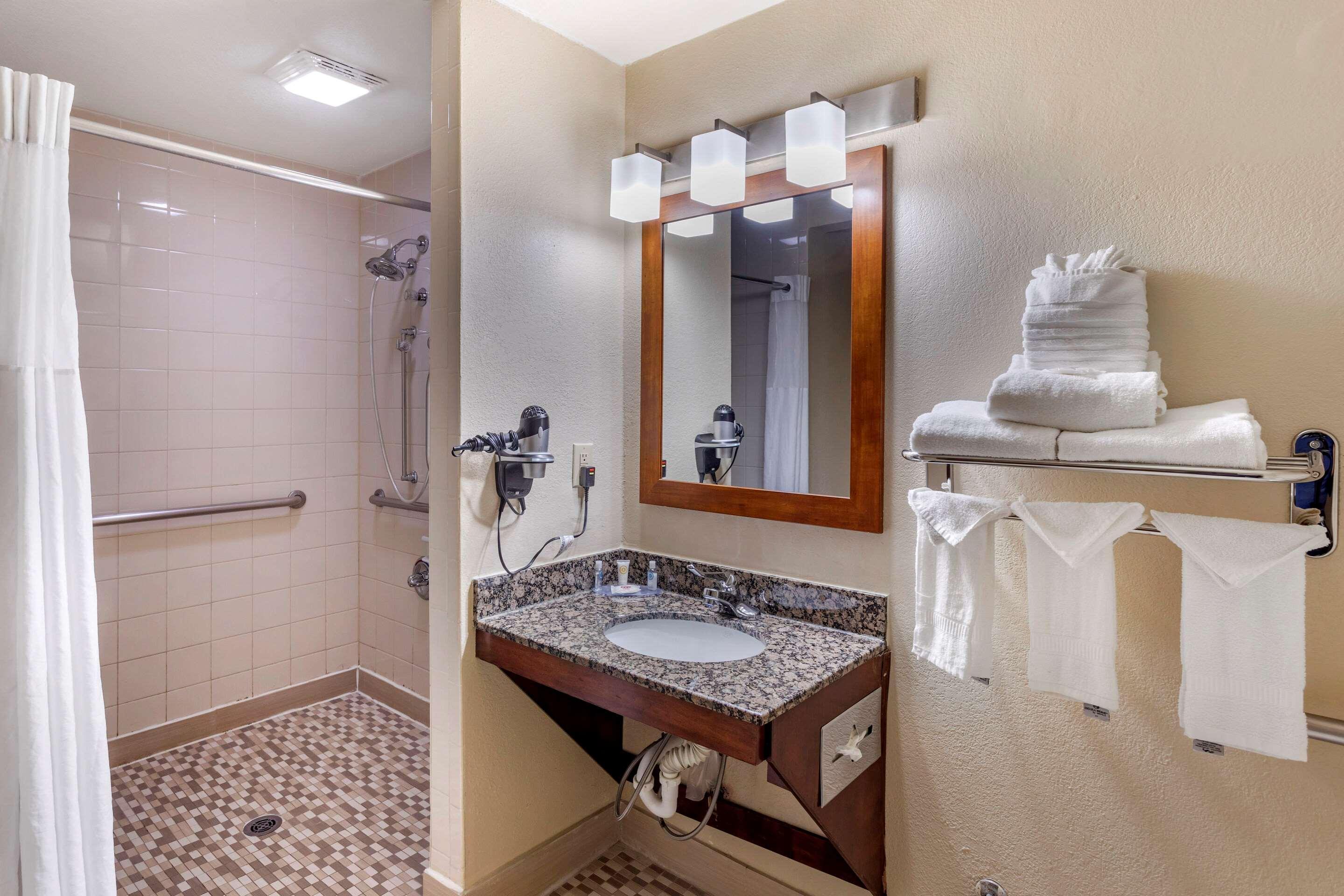 Estalagem Comfort West 2*